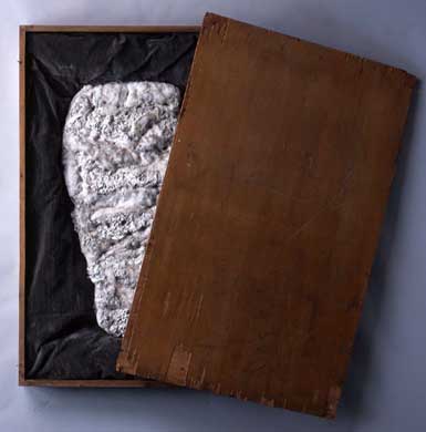 荒川 修作 「砂の器」（修復後）, 1958-59, 125.0 x 80.0 x 12.5 cm