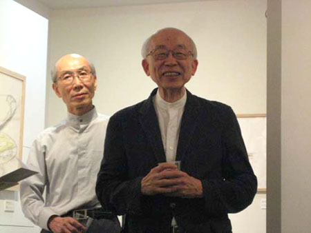 名古屋ボストン美術館・館長　馬場駿吉氏　後ろは学芸大名誉教授・伊藤氏